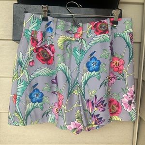 Ann Taylor Multi-Color floral shorts, Size 6